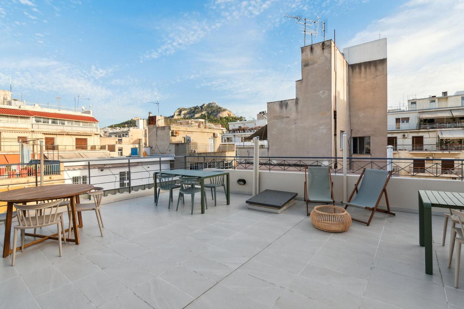 Limehome Athens Solonos City Center Bagian luar foto