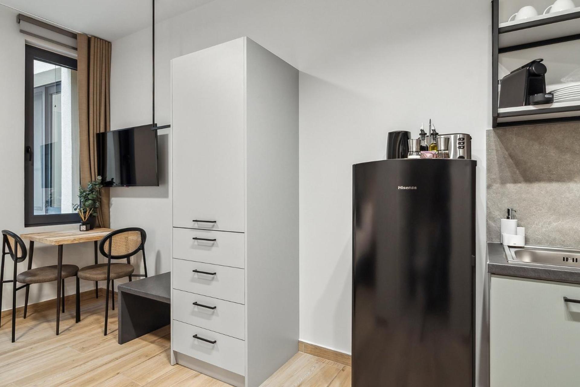 Limehome Athens Solonos City Center Bagian luar foto