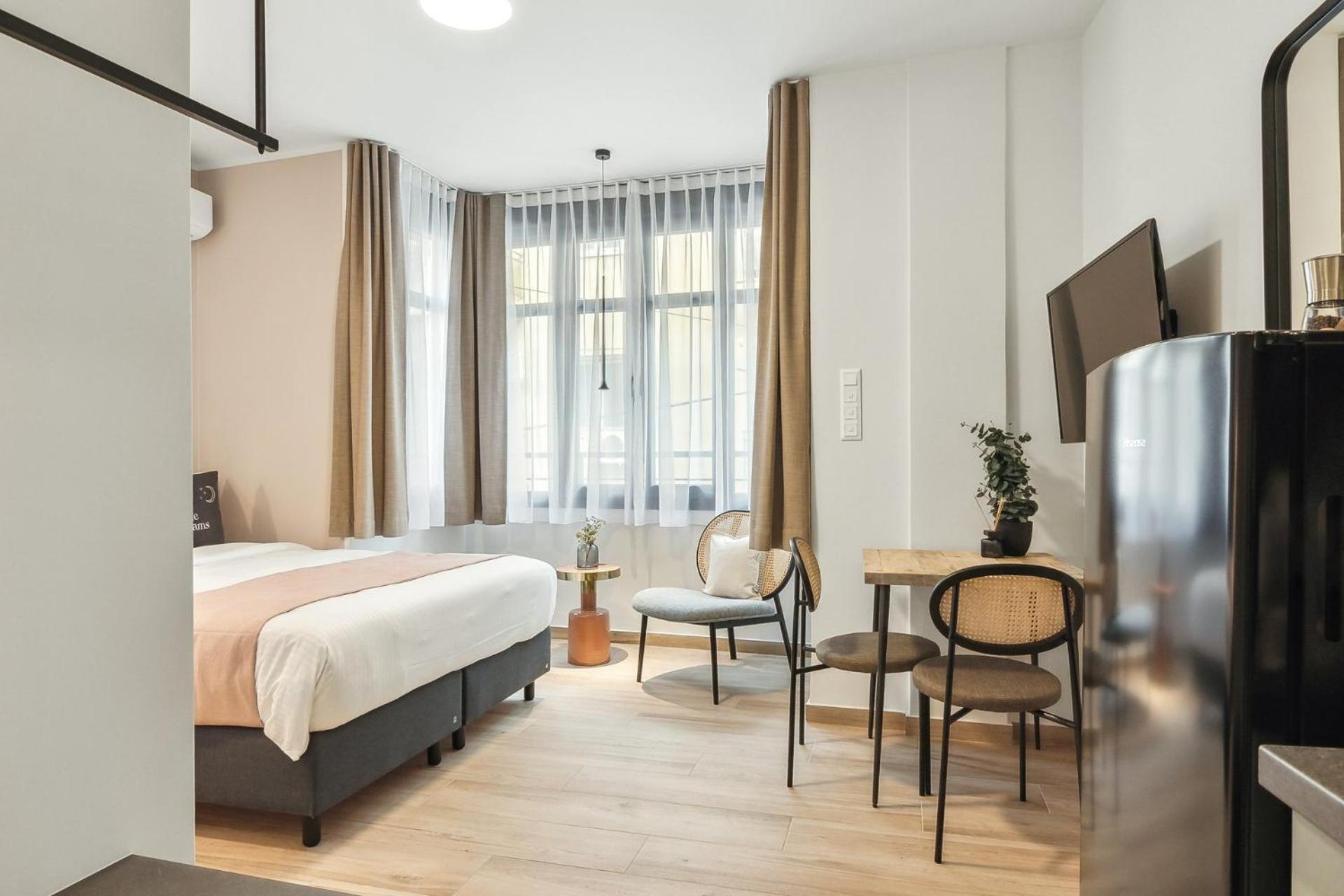 Limehome Athens Solonos City Center Bagian luar foto