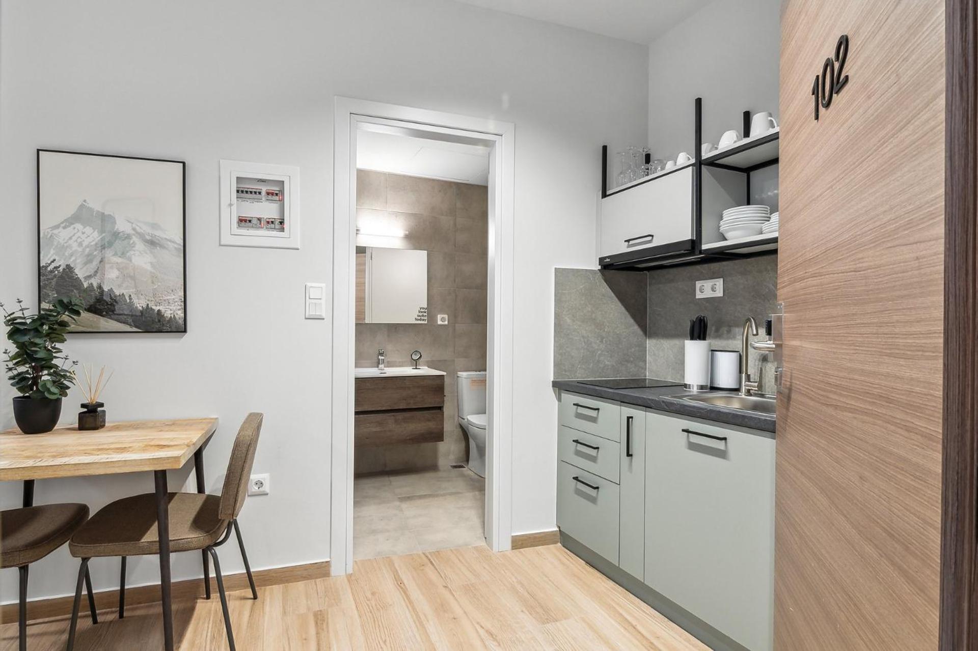 Limehome Athens Solonos City Center Bagian luar foto
