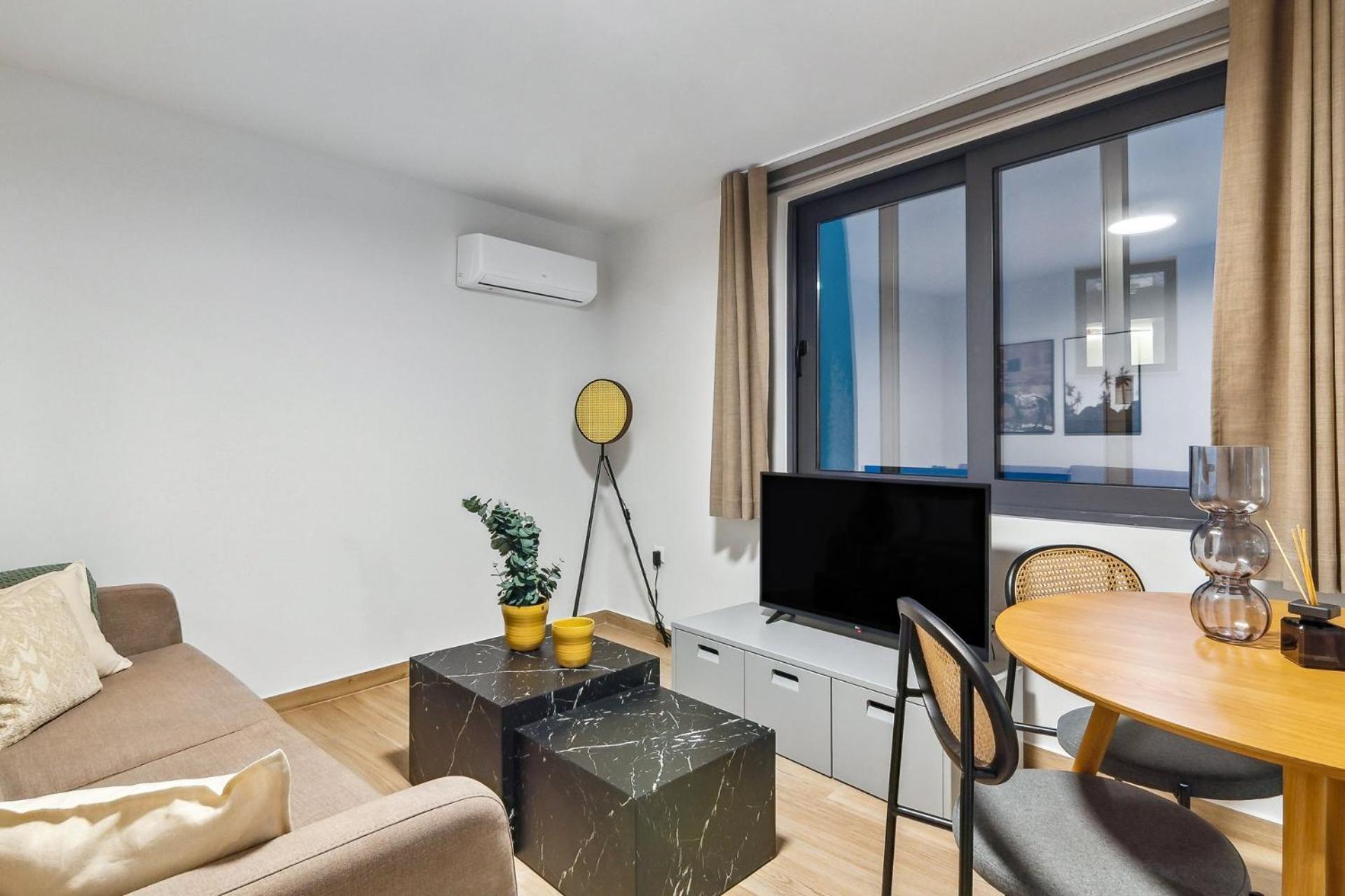Limehome Athens Solonos City Center Ruang foto