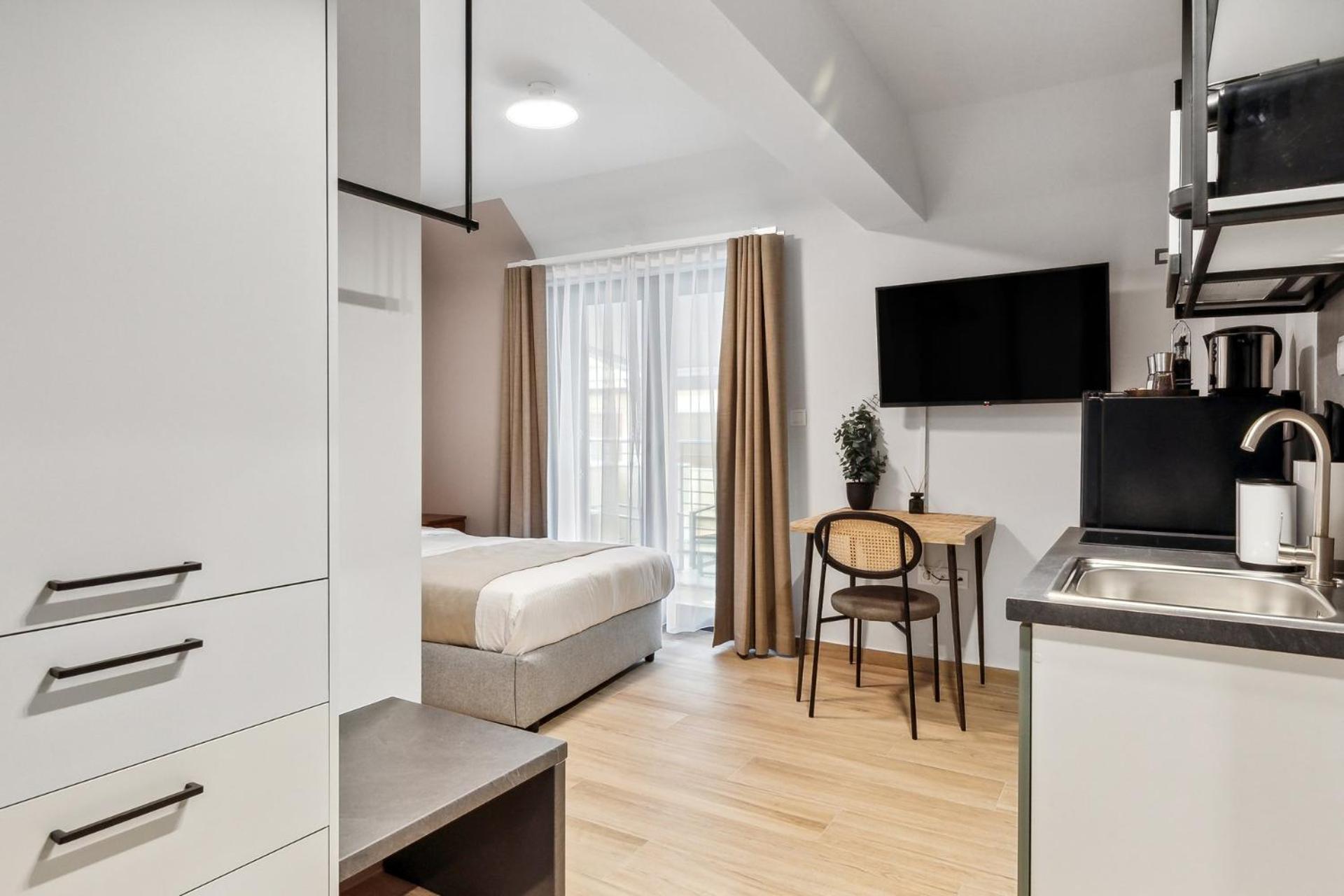 Limehome Athens Solonos City Center Ruang foto
