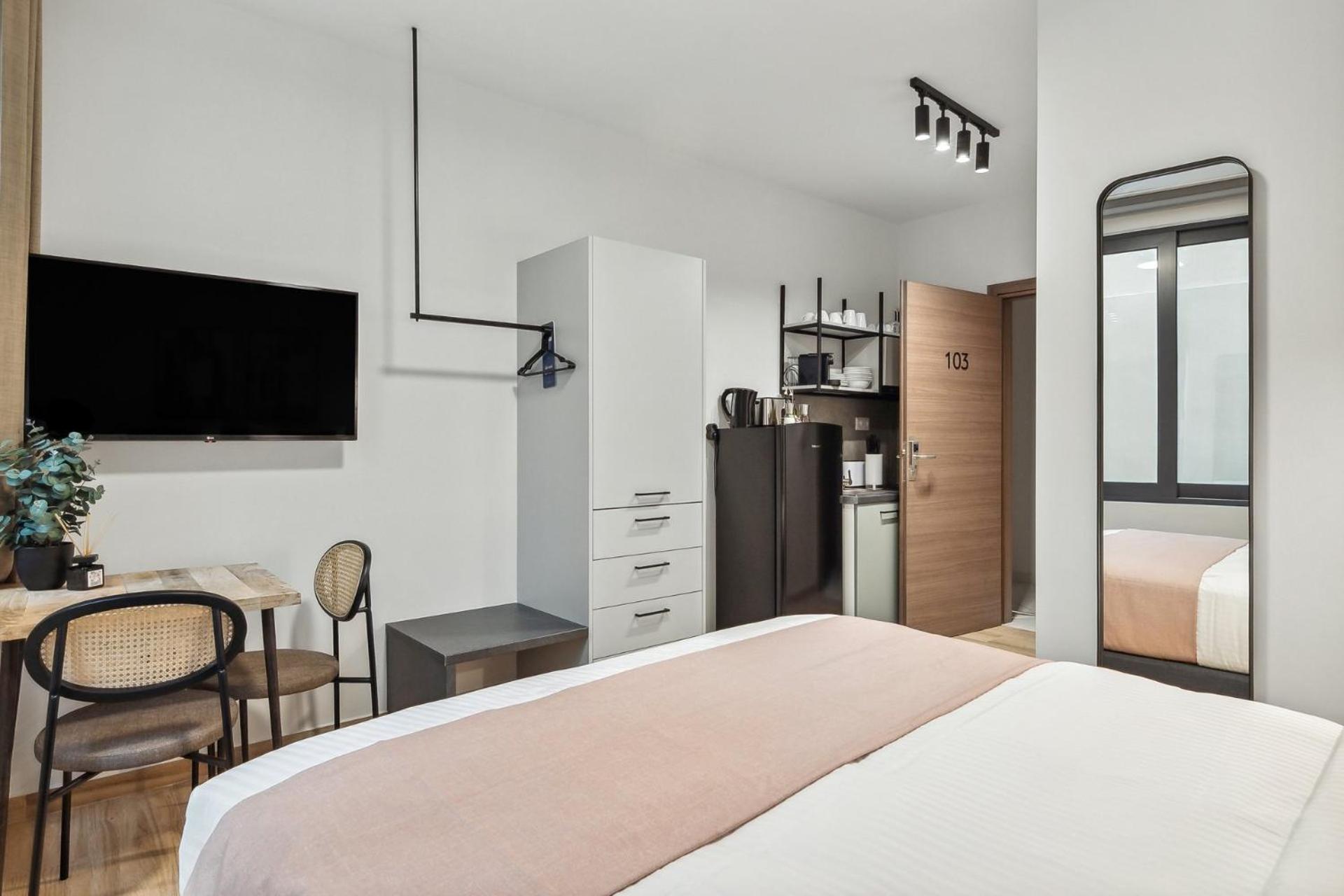 Limehome Athens Solonos City Center Ruang foto
