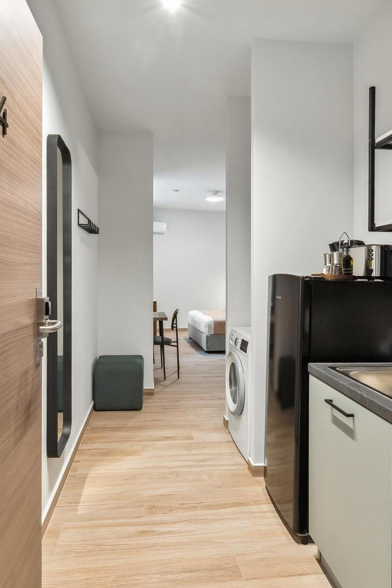 Limehome Athens Solonos City Center Ruang foto